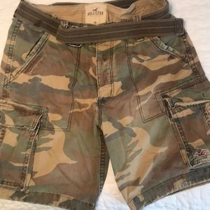 Hollister Men’s Cargo Shorts